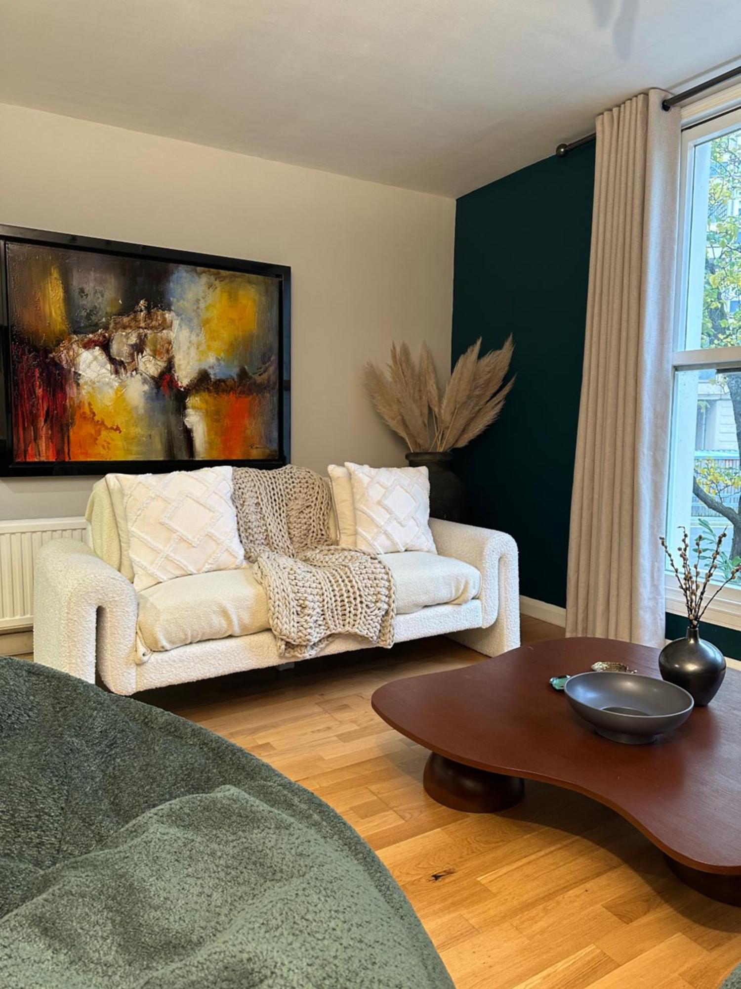 Apartment W9 Gem Stylish 2 Bed Flat London